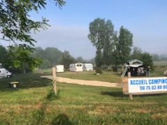 Aire de camping-cars